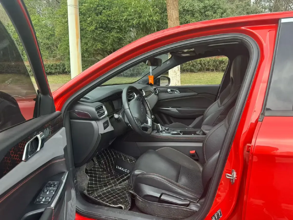 2020 LYNK&CO 03 1.5T 180HP L3 7DCT,autocango,china used car exporter,china ev exporter,chinese used car exporter,chinese used ev exporter