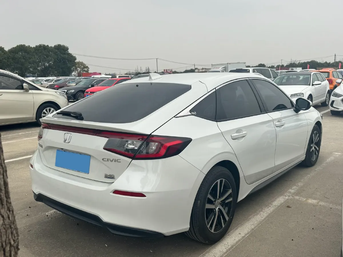 2023 Honda Civic 1.5T 182HP L4 CVT,autocango,china used car exporter,china ev exporter,chinese used car exporter,chinese used ev exporter