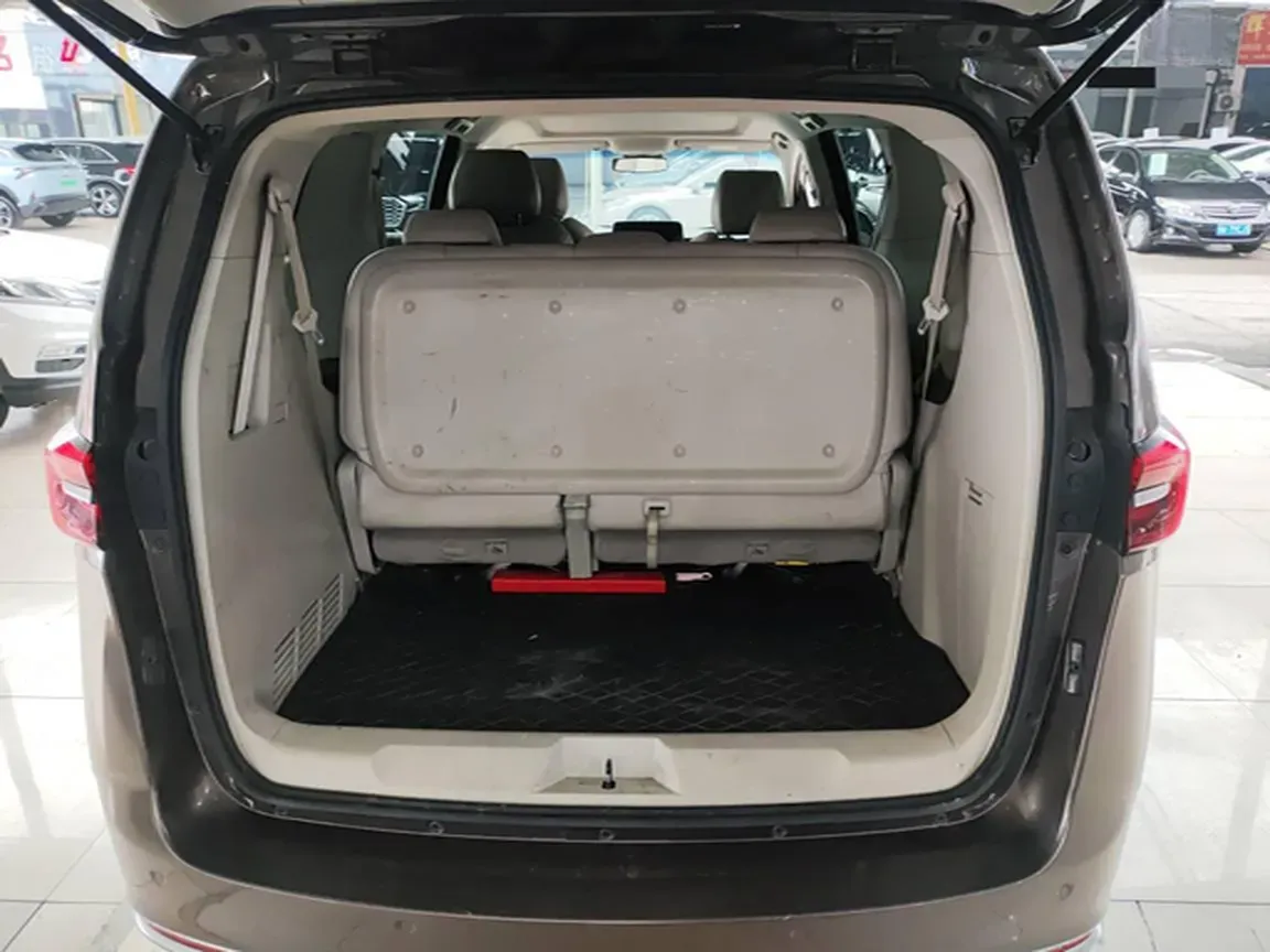 2023 Buick GL8 2.0T 237HP L4 9AT,autocango,china used car exporter,china ev exporter,chinese used car exporter,chinese used ev exporter