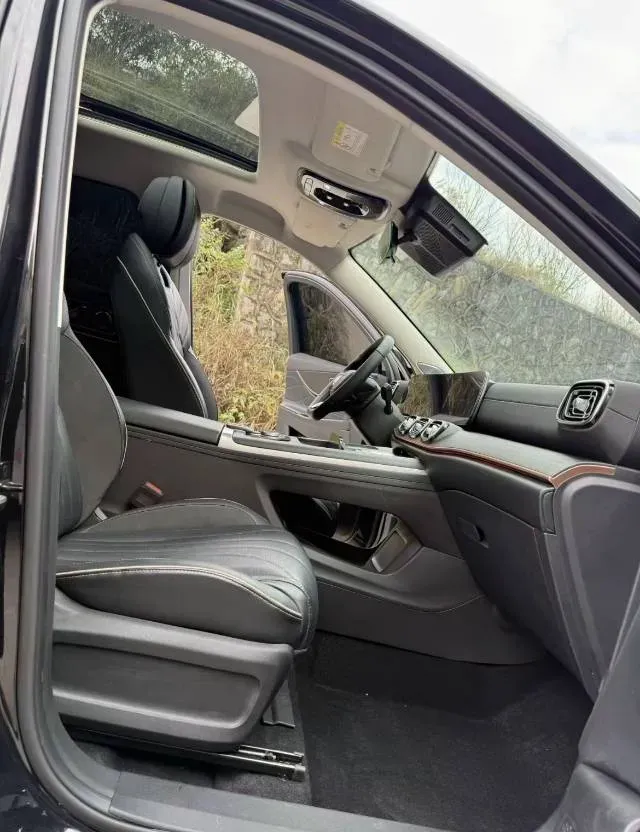 2023 Chery Tiggo 9 2.0T 261HP L4 8AT,autocango,china used car exporter,china ev exporter,chinese used car exporter,chinese used ev exporter