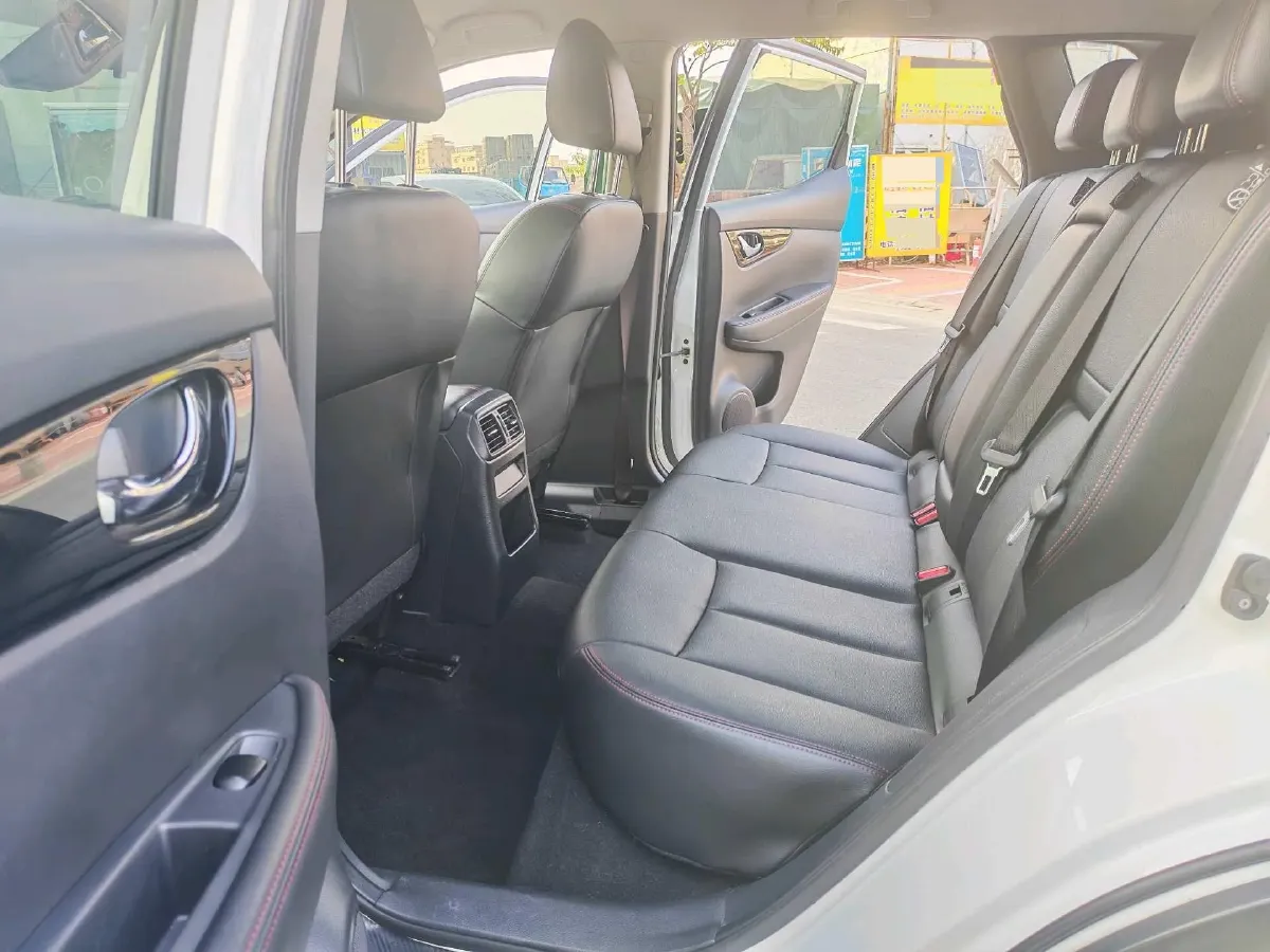 2021 Nissan Qashqai 2.0L 151HP L4 CVT,autocango,china used car exporter,china ev exporter,chinese used car exporter,chinese used ev exporter