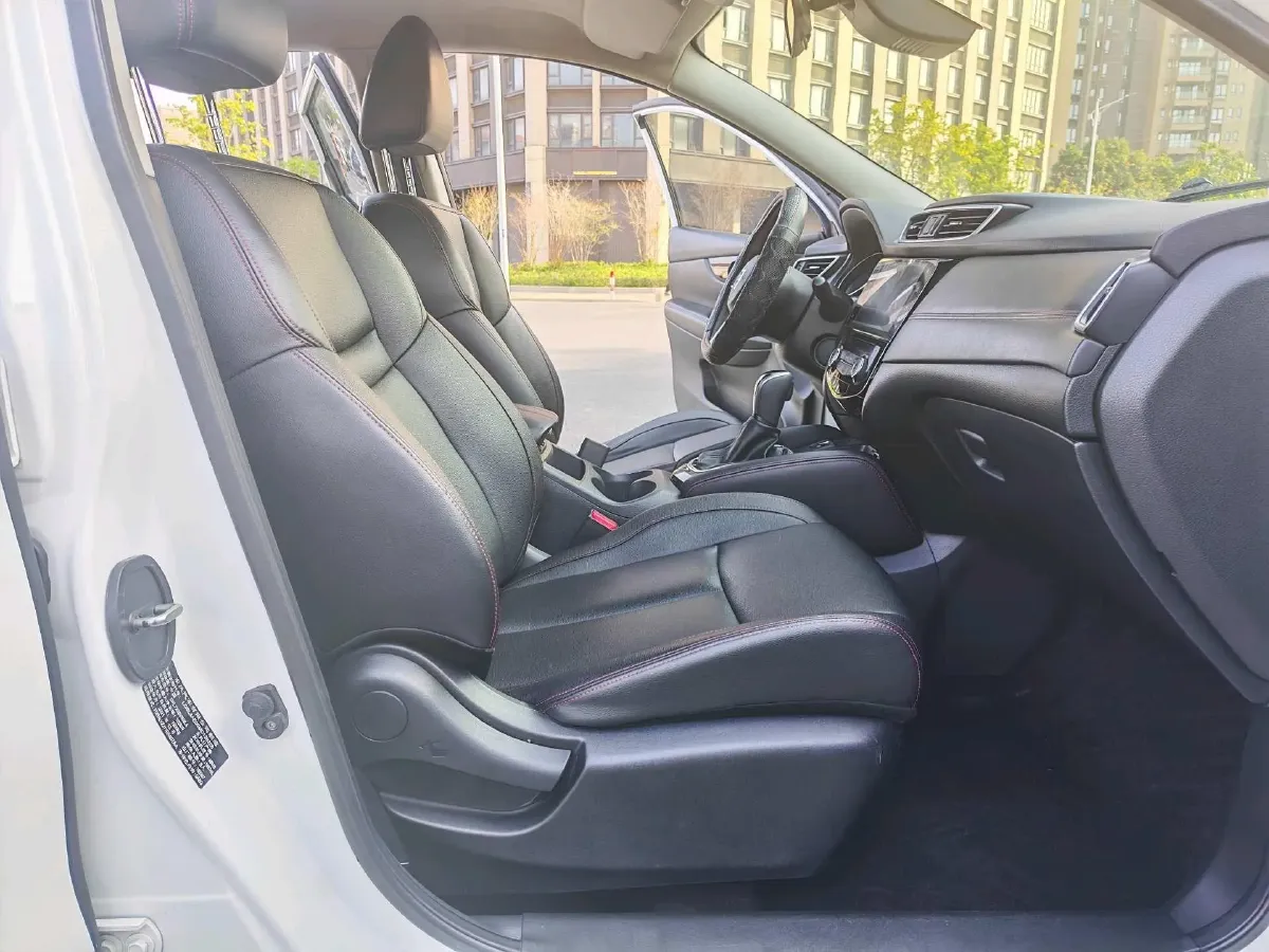 2021 Nissan Qashqai 2.0L 151HP L4 CVT,autocango,china used car exporter,china ev exporter,chinese used car exporter,chinese used ev exporter