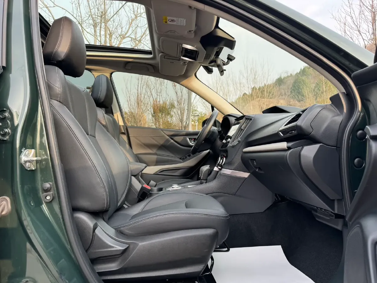 2022 Subaru Forester 2.0L 154HP H4 CVT,autocango,china used car exporter,china ev exporter,chinese used car exporter,chinese used ev exporter