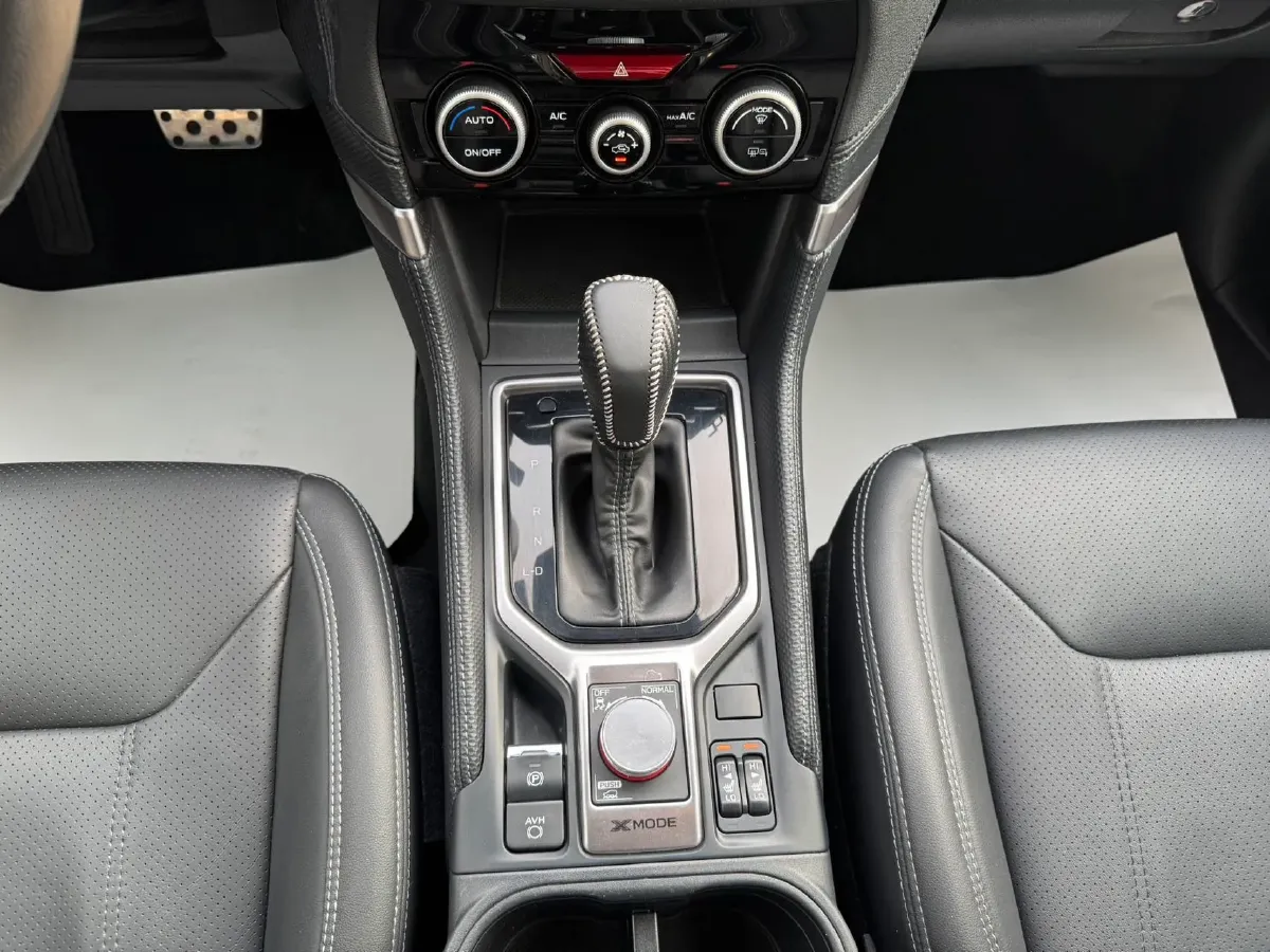 2022 Subaru Forester 2.0L 154HP H4 CVT,autocango,china used car exporter,china ev exporter,chinese used car exporter,chinese used ev exporter