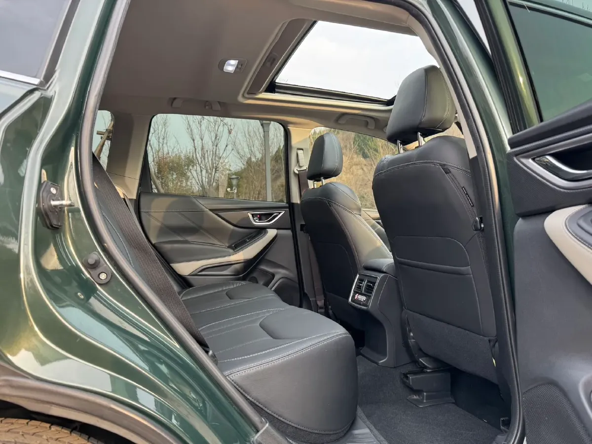 2022 Subaru Forester 2.0L 154HP H4 CVT,autocango,china used car exporter,china ev exporter,chinese used car exporter,chinese used ev exporter