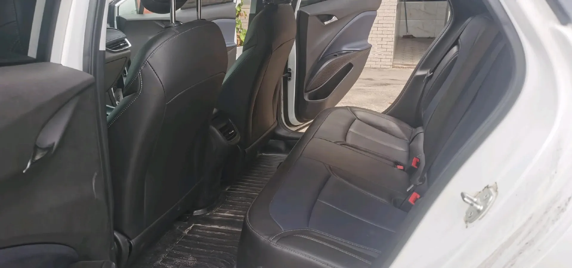 2024 Buick Velite 6 BEV 50.3KWH,autocango,china used car exporter,china ev exporter,chinese used car exporter,chinese used ev exporter