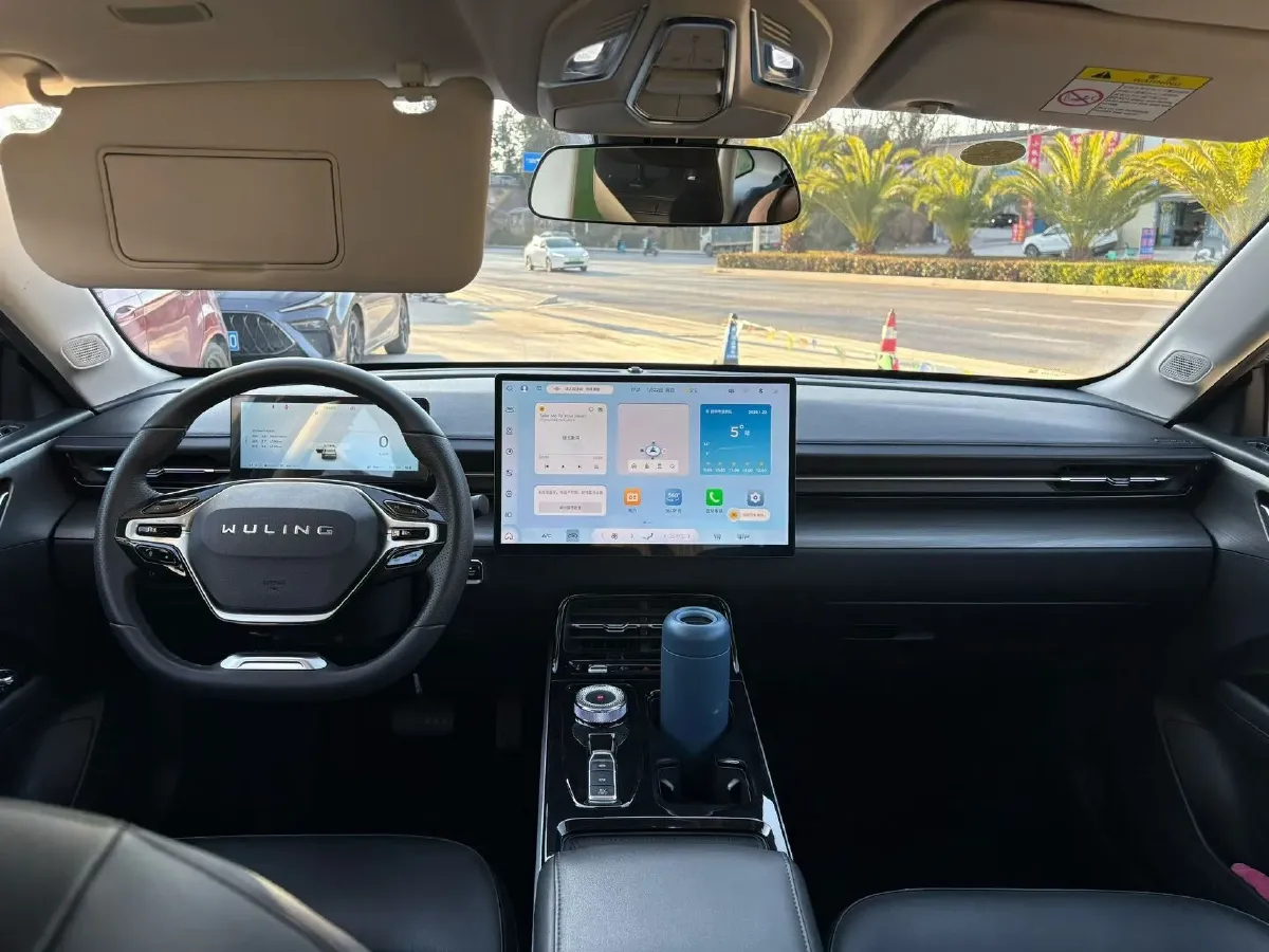 2023 WuLing XingGuang 1.5L 106HP L4 E-CVT PHEV 20.5KWH,autocango,china used car exporter,china ev exporter,chinese used car exporter,chinese used ev exporter