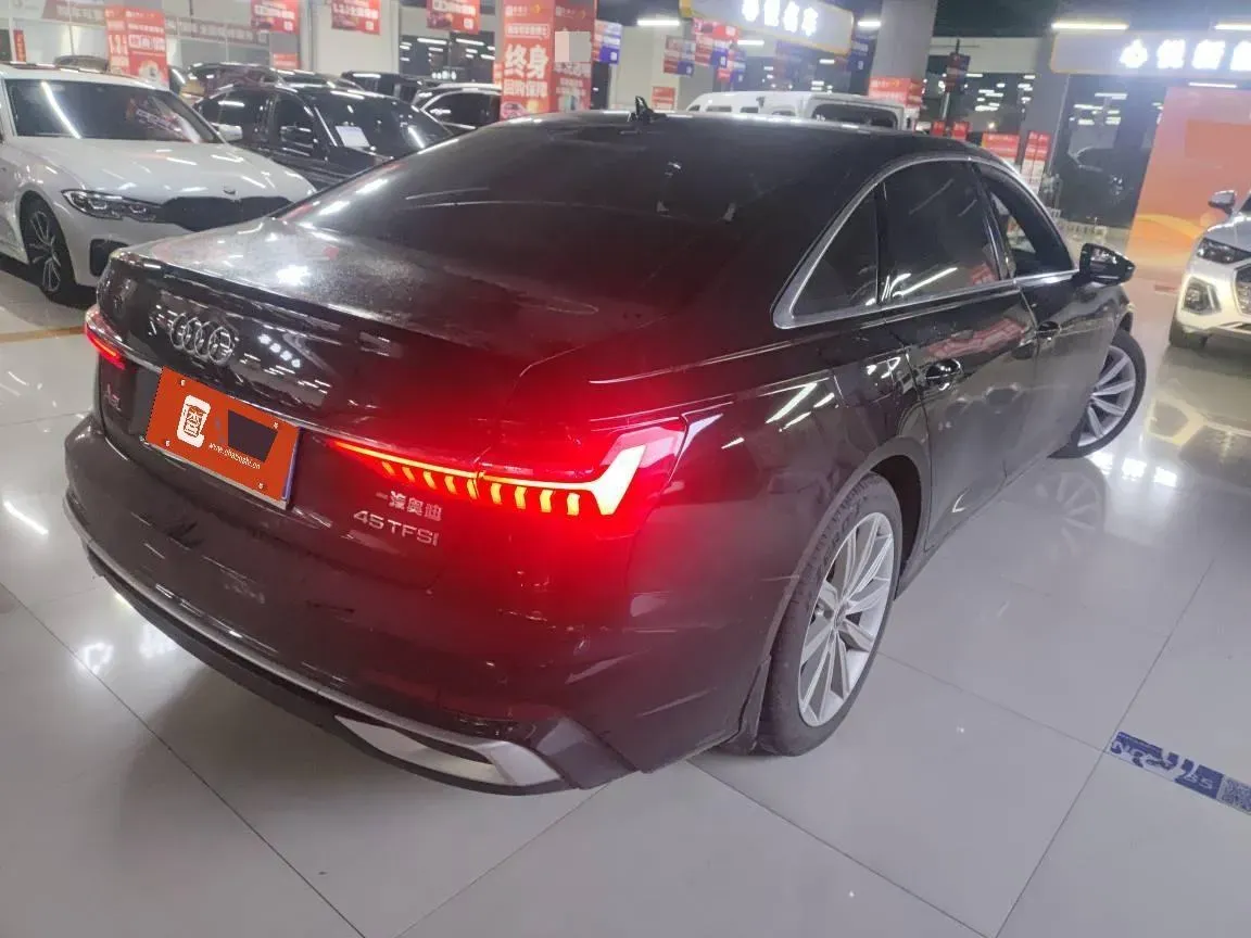 2023 Audi A6L 2.0T 245HP L4 7DCT,autocango,china used car exporter,china ev exporter,chinese used car exporter,chinese used ev exporter