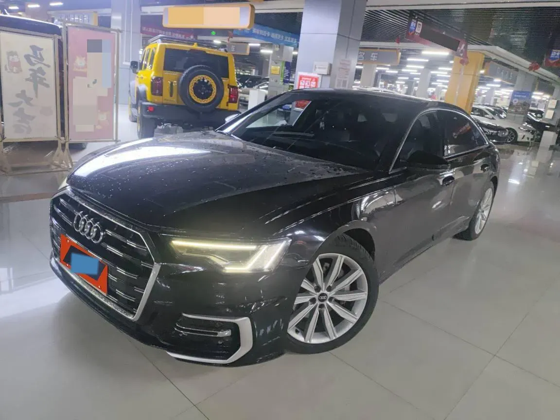 2023 Audi A6L 2.0T 245HP L4 7DCT,autocango,china used car exporter,china ev exporter,chinese used car exporter,chinese used ev exporter
