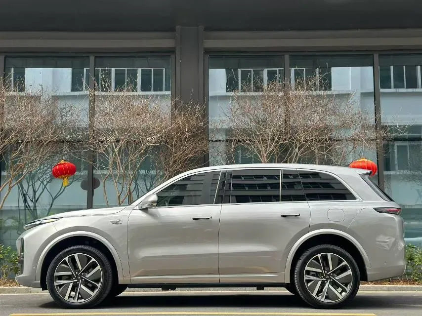 2023 Li L7 Range Extended 154HP REEV 40.9KWH,autocango,china used car exporter,china ev exporter,chinese used car exporter,chinese used ev exporter