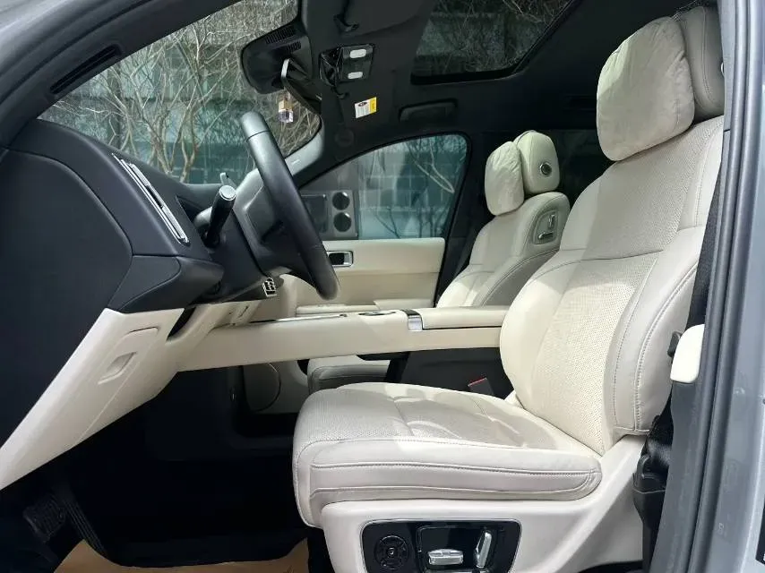 2023 Li L7 Range Extended 154HP REEV 40.9KWH,autocango,china used car exporter,china ev exporter,chinese used car exporter,chinese used ev exporter