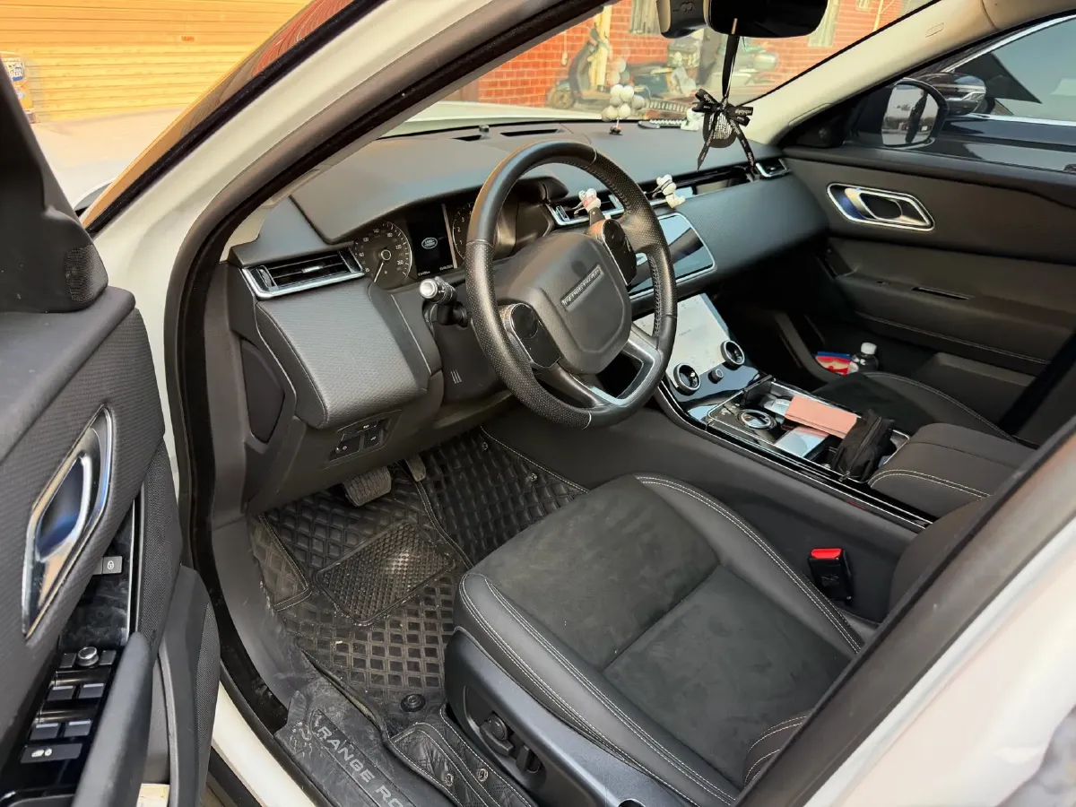 2020 Land Rover Range Rover Velar 2.0T 250HP L4 8AT,autocango,china used car exporter,china ev exporter,chinese used car exporter,chinese used ev exporter