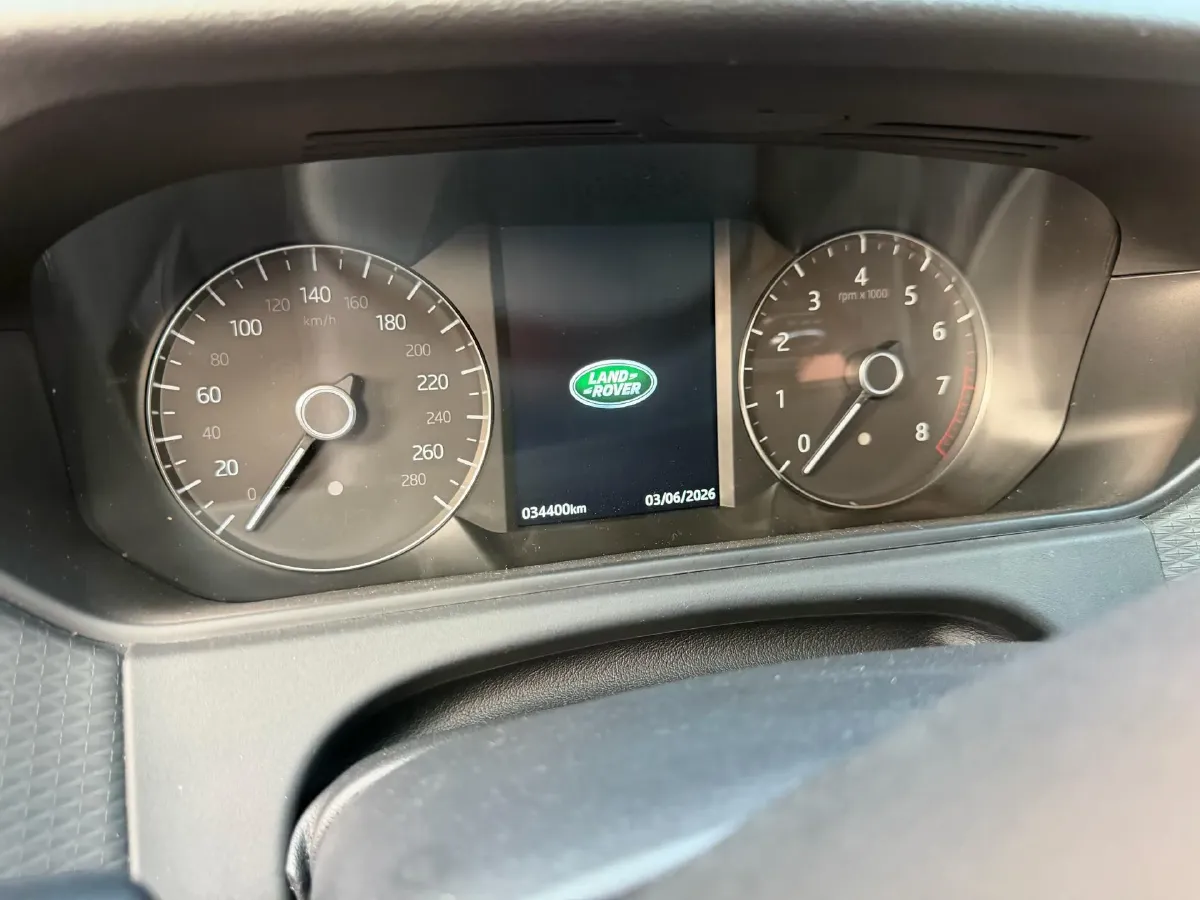 2020 Land Rover Range Rover Velar 2.0T 250HP L4 8AT,autocango,china used car exporter,china ev exporter,chinese used car exporter,chinese used ev exporter