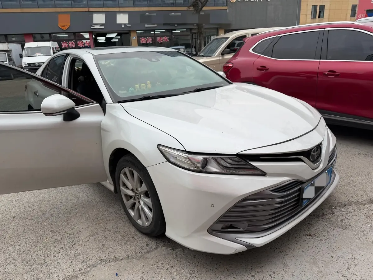 2019 Toyota Camry 2.0L 178HP L4 CVT,autocango,china used car exporter,china ev exporter,chinese used car exporter,chinese used ev exporter