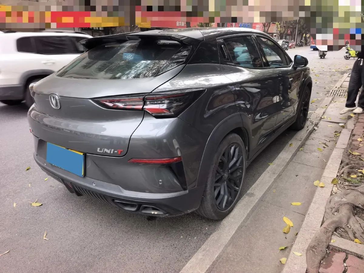 2022 ChangAn UNI-T 2.0T 233HP L4 8AT,autocango,china used car exporter,china ev exporter,chinese used car exporter,chinese used ev exporter