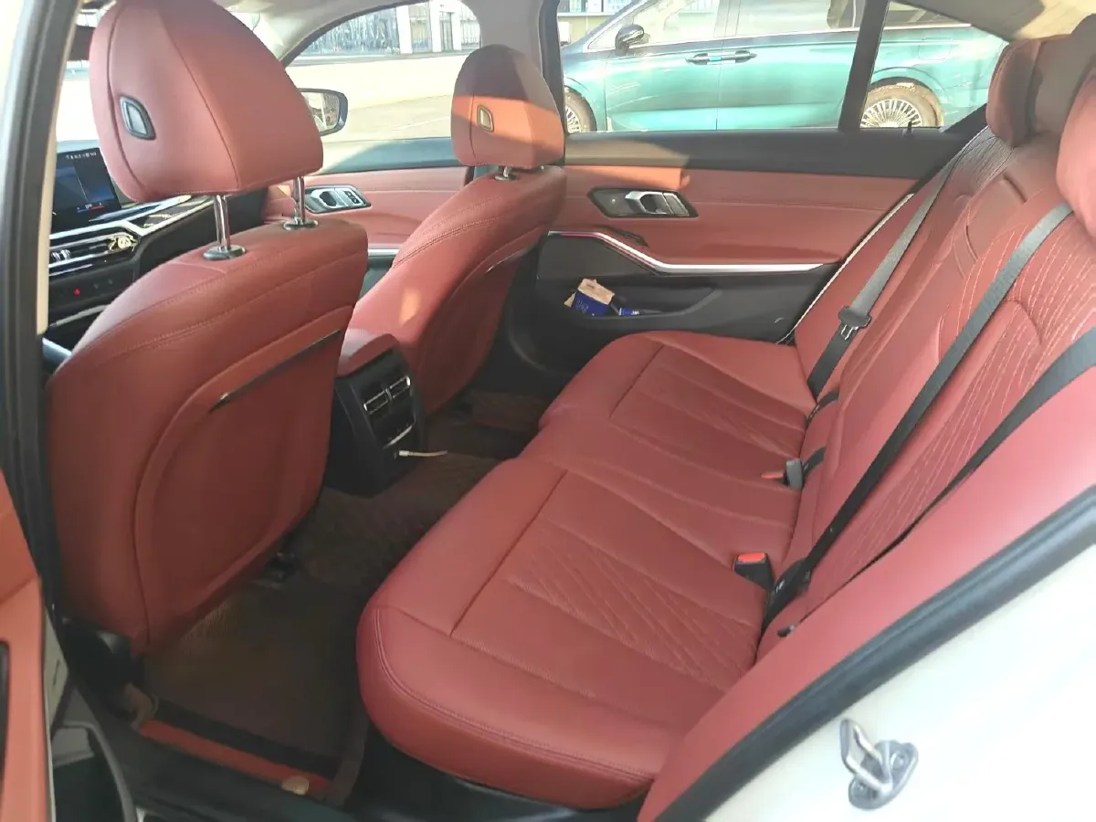 2024 BMW 3 Series 2.0T 184HP L4 8AT,autocango,china used car exporter,china ev exporter,chinese used car exporter,chinese used ev exporter