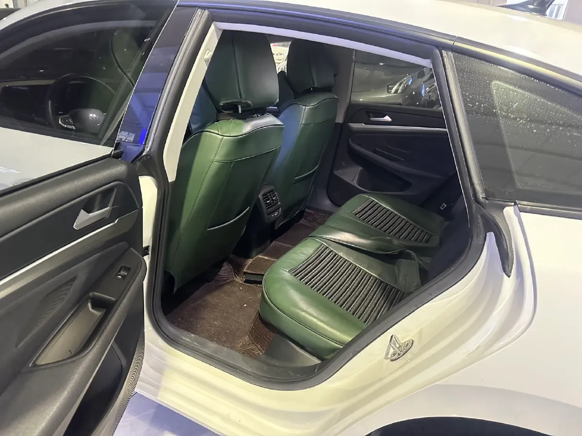 2022 Jetour DASHING i-DM 1.5T 156HP L4 3DHT PHEV 19.27KWH,autocango,china used car exporter,china ev exporter,chinese used car exporter,chinese used ev exporter