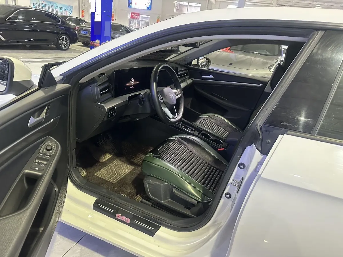 2022 Jetour DASHING i-DM 1.5T 156HP L4 3DHT PHEV 19.27KWH,autocango,china used car exporter,china ev exporter,chinese used car exporter,chinese used ev exporter
