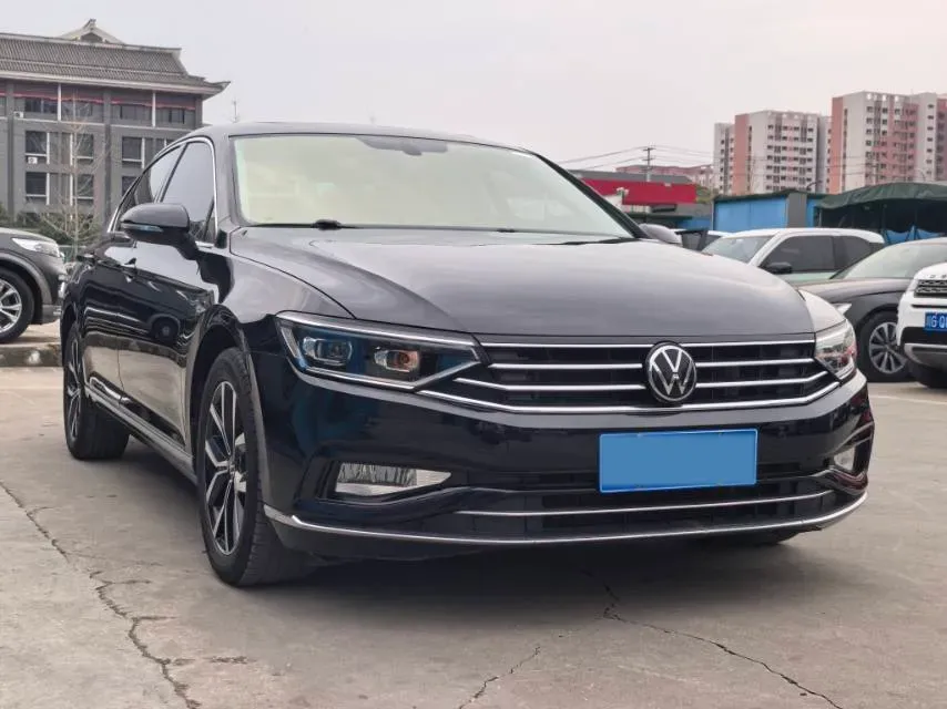 2020 Volkswagen Magotan 2.0T 186HP L4 7DCT,autocango,china used car exporter,china ev exporter,chinese used car exporter,chinese used ev exporter
