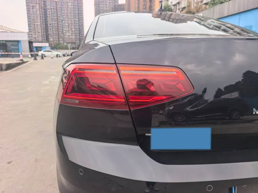 2020 Volkswagen Magotan 2.0T 186HP L4 7DCT,autocango,china used car exporter,china ev exporter,chinese used car exporter,chinese used ev exporter