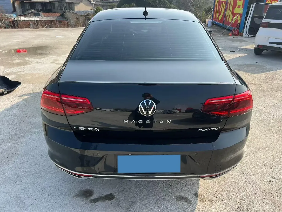 2020 Volkswagen Magotan 2.0T 186HP L4 7DCT,autocango,china used car exporter,china ev exporter,chinese used car exporter,chinese used ev exporter