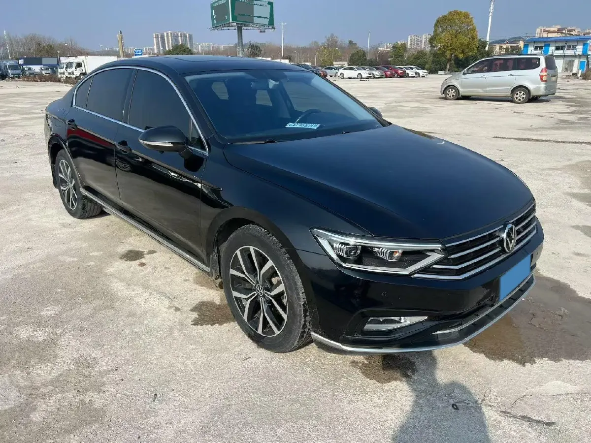 2020 Volkswagen Magotan 2.0T 186HP L4 7DCT,autocango,china used car exporter,china ev exporter,chinese used car exporter,chinese used ev exporter
