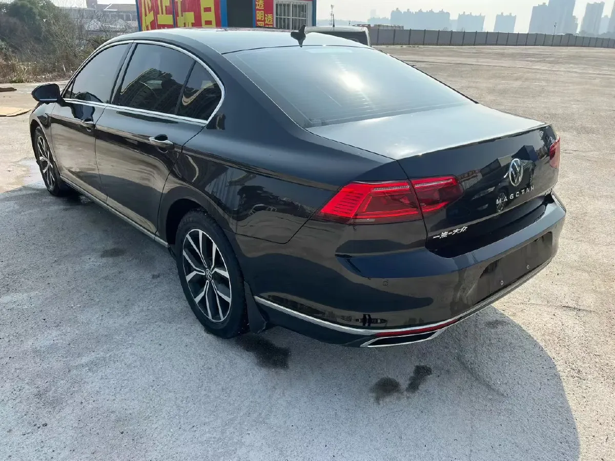 2020 Volkswagen Magotan 2.0T 186HP L4 7DCT,autocango,china used car exporter,china ev exporter,chinese used car exporter,chinese used ev exporter