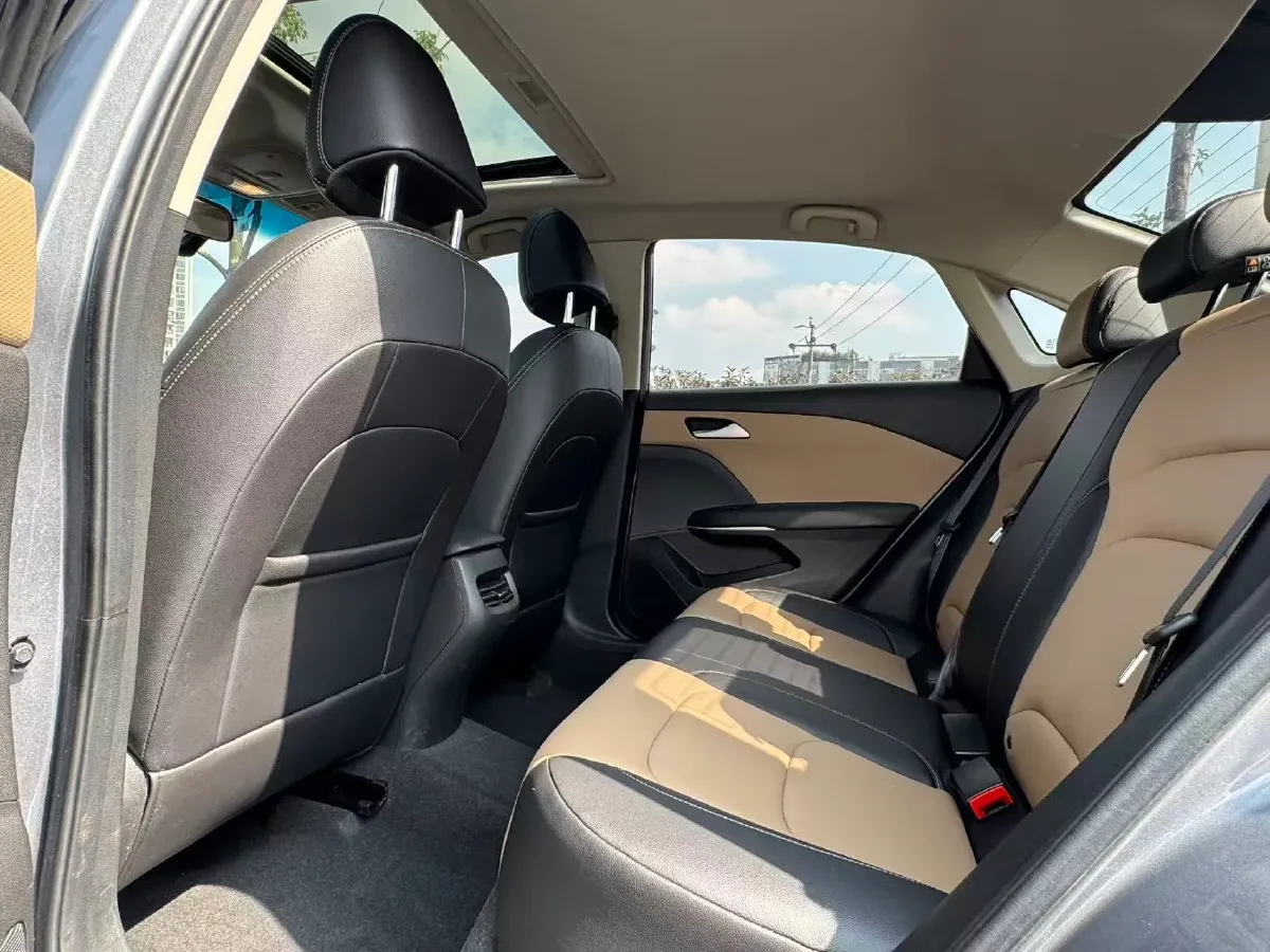 2020 Chevrolet Monza 1.5L 113HP L4 6AT,autocango,china used car exporter,china ev exporter,chinese used car exporter,chinese used ev exporter