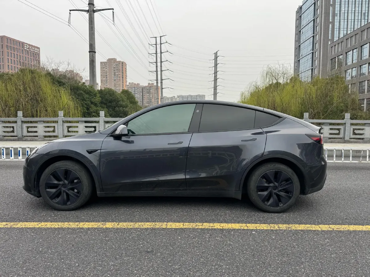 2024 Iveco OuSheng BEV 77.28KWH,autocango,china used car exporter,china ev exporter,chinese used car exporter,chinese used ev exporter