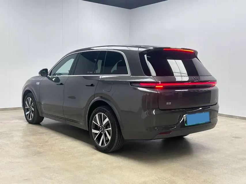 2023 Li L7 Range Extended 154HP REEV 40.9KWH,autocango,china used car exporter,china ev exporter,chinese used car exporter,chinese used ev exporter