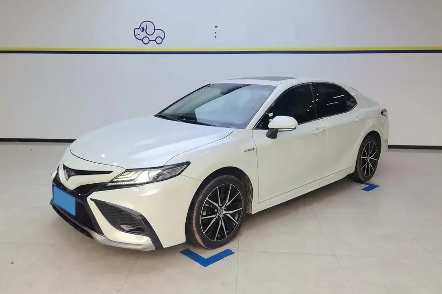 2023 Toyota Camry 2.5L 178HP L4 E-CVT Hybrid,autocango,china used car exporter,china ev exporter,chinese used car exporter,chinese used ev exporter