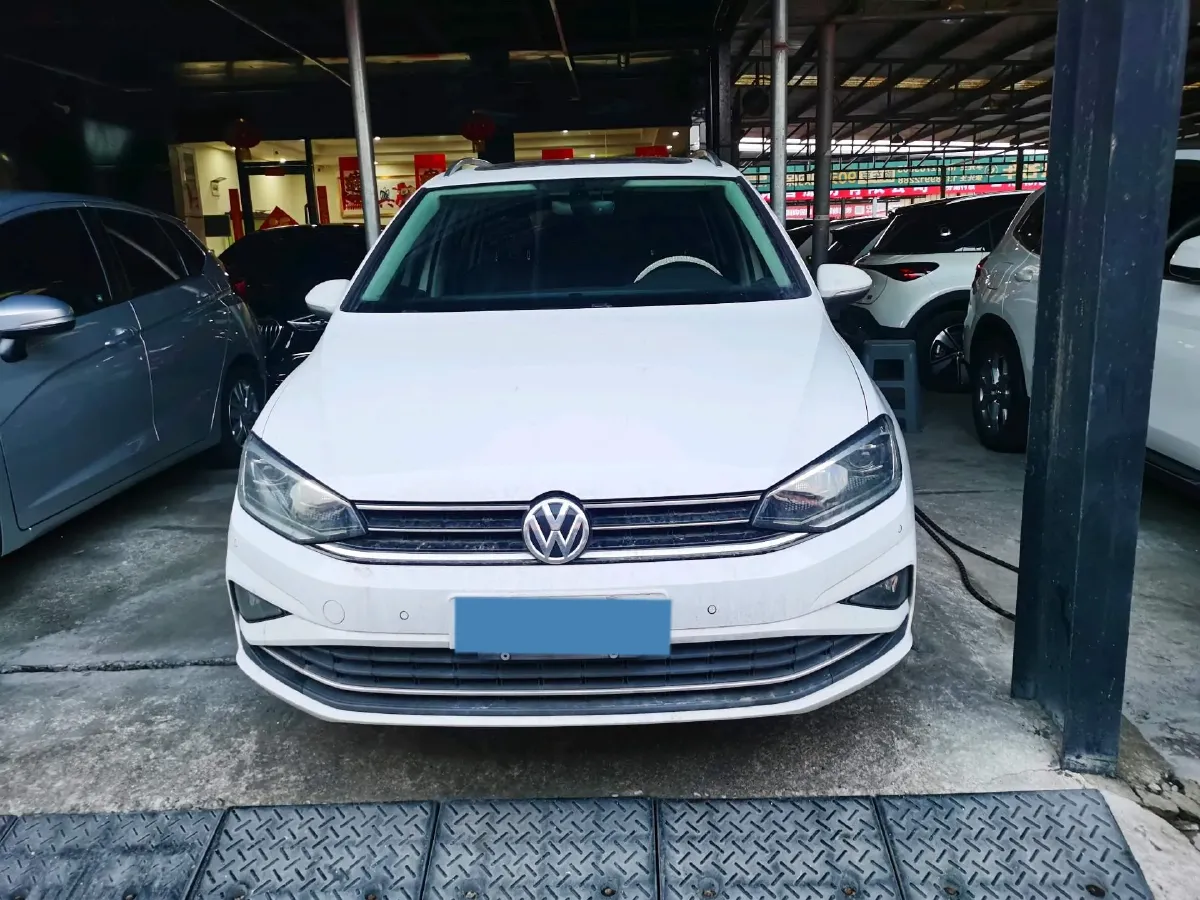 2020 Volkswagen Golf Sportsvan 1.4T 150HP L4 7DCT,autocango,china used car exporter,china ev exporter,chinese used car exporter,chinese used ev exporter