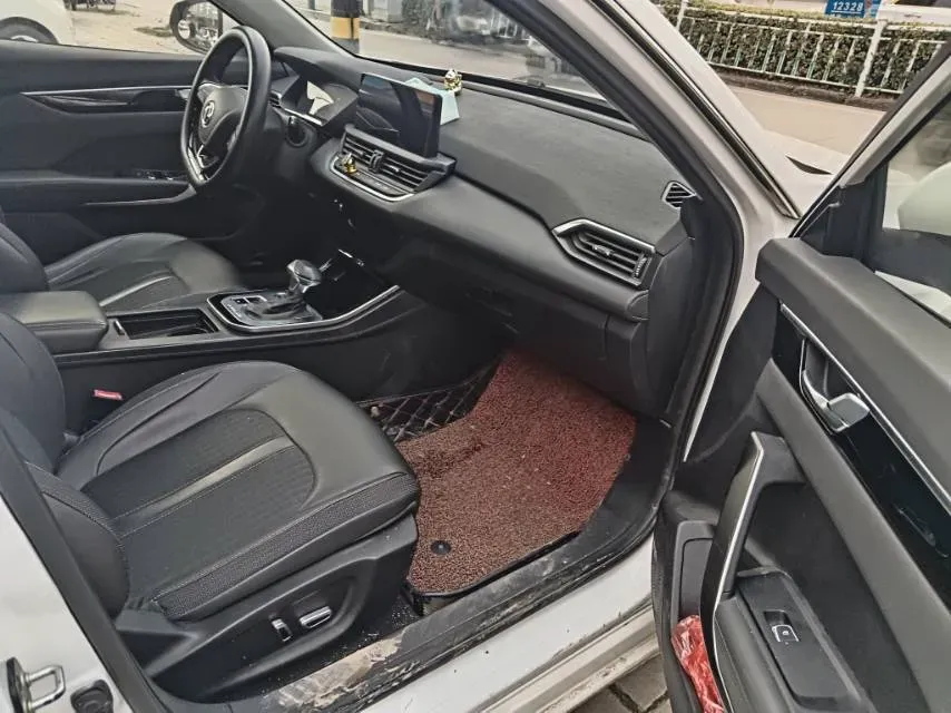 2020 DongFeng Aeolus YiXuan 1.5T 150HP L4 6DCT,autocango,china used car exporter,china ev exporter,chinese used car exporter,chinese used ev exporter