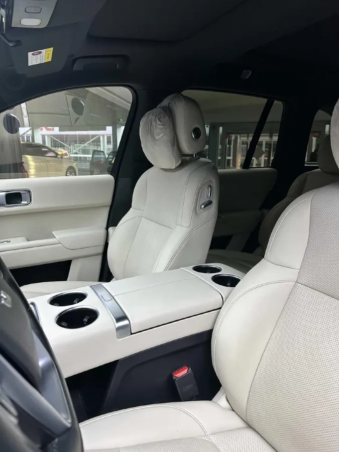 2023 Li L8 Range Extended 154HP REEV 40.9KWH,autocango,china used car exporter,china ev exporter,chinese used car exporter,chinese used ev exporter