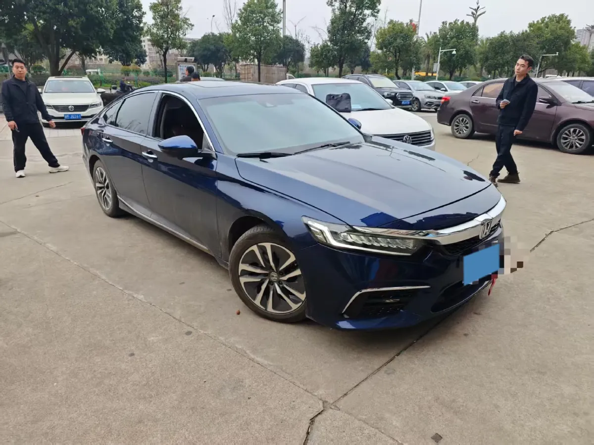 2019 Honda Inspire 2.0L 146HP L4 E-CVT Hybrid,autocango,china used car exporter,china ev exporter,chinese used car exporter,chinese used ev exporter