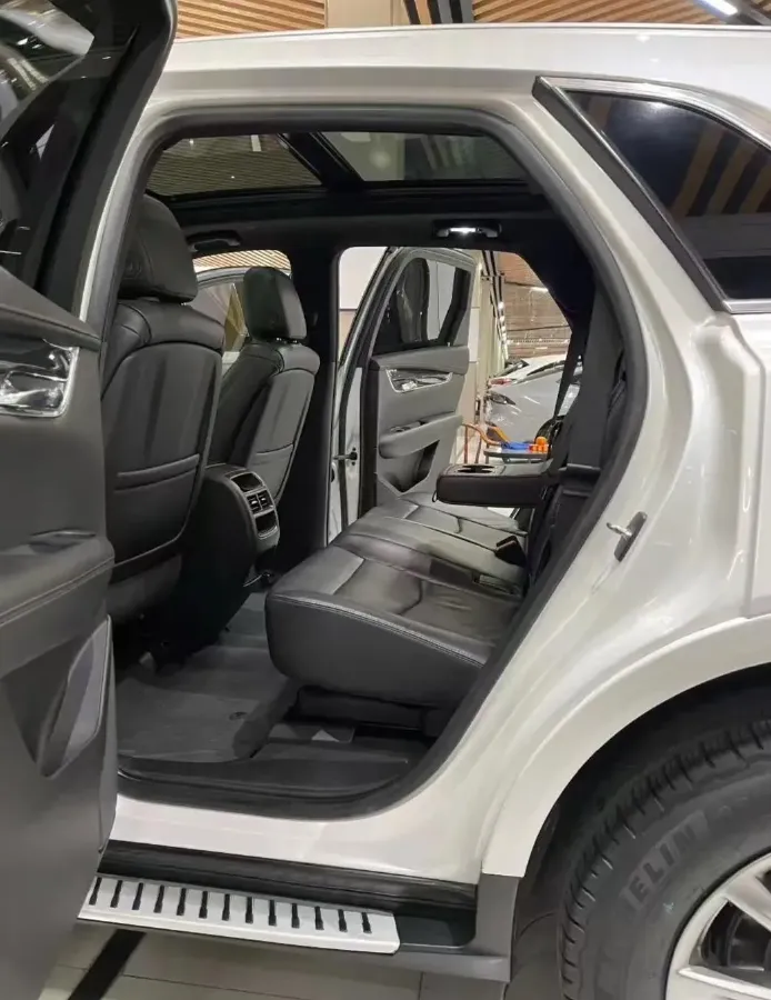 2021 Cadillac XT5 2.0T 237HP L4 9AT,autocango,china used car exporter,china ev exporter,chinese used car exporter,chinese used ev exporter