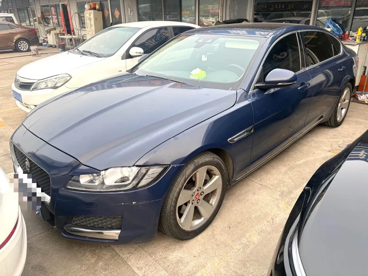 2020 Jaguar XFL 2.0T 200HP L4 8AT,autocango,china used car exporter,china ev exporter,chinese used car exporter,chinese used ev exporter