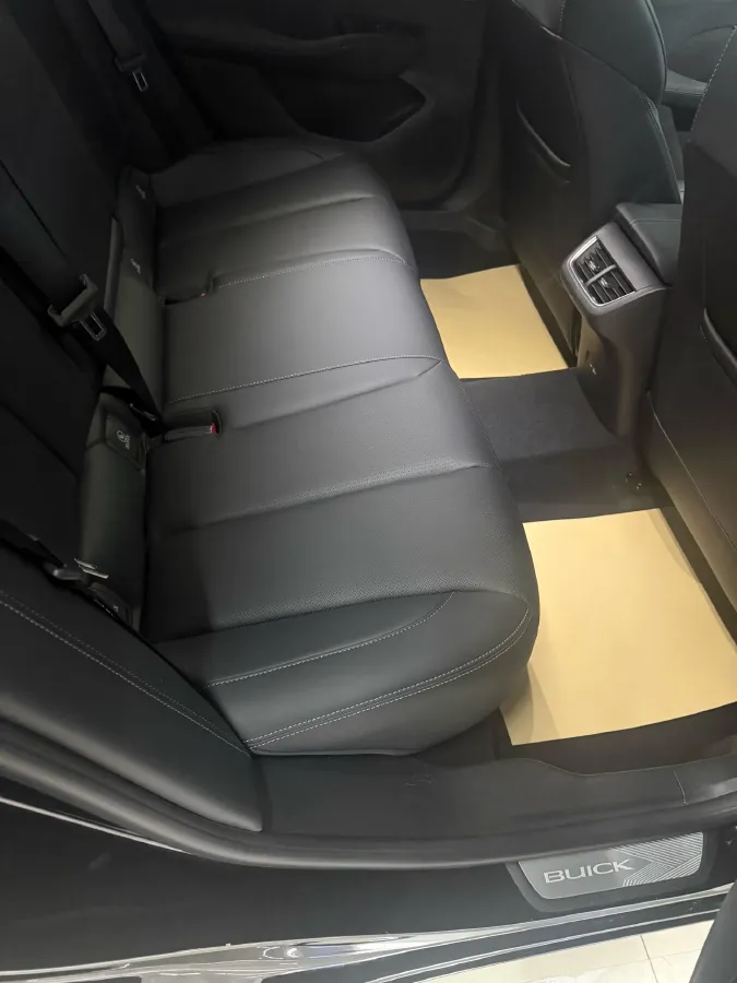 2026 Buick Larcosse 2.0T 237HP L4 9AT,autocango,china used car exporter,china ev exporter,chinese used car exporter,chinese used ev exporter