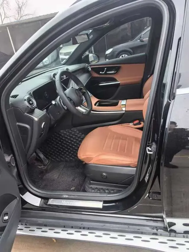 2024 Mercedes-Benz GLC Class 2.0T 258HP L4 9AT,autocango,china used car exporter,china ev exporter,chinese used car exporter,chinese used ev exporter