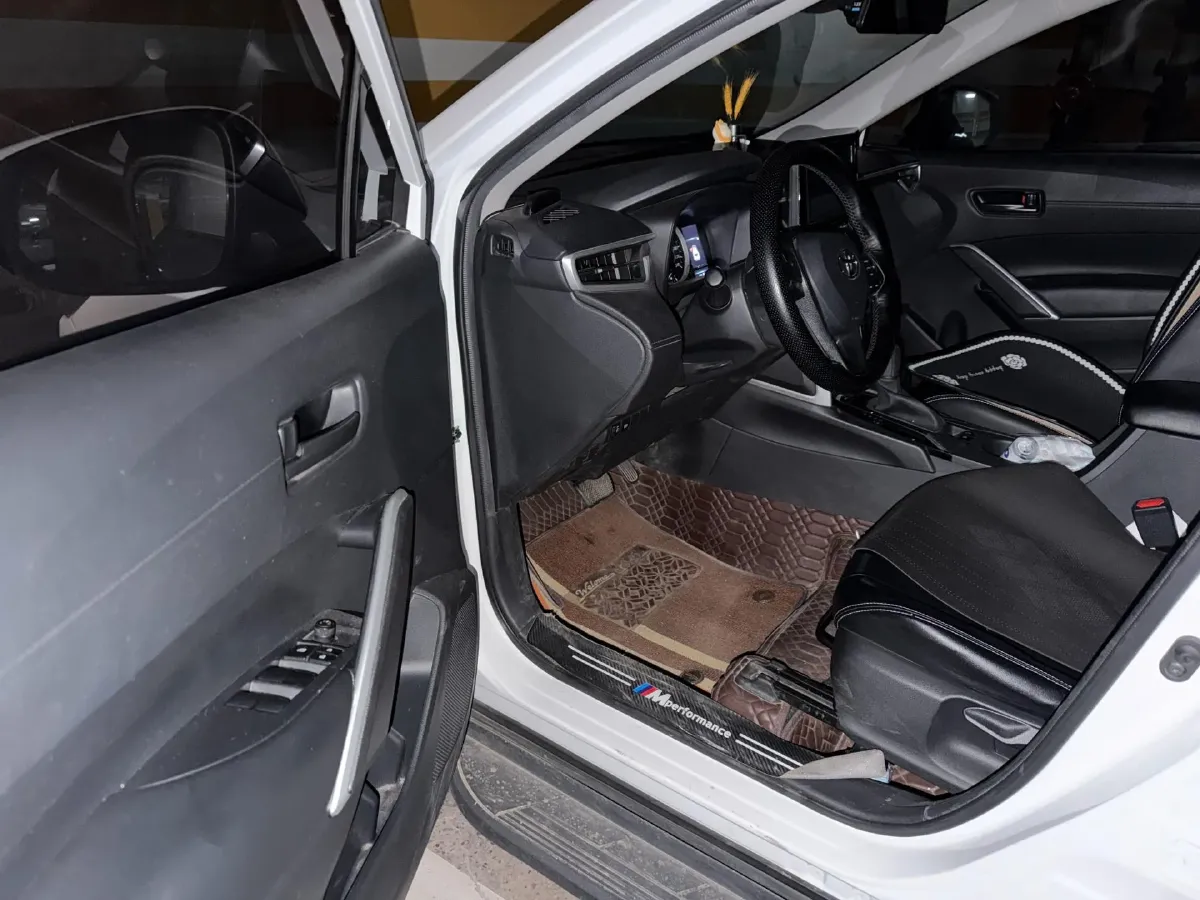 2022 Toyota Corolla Cross 2.0L 171HP L4 CVT,autocango,china used car exporter,china ev exporter,chinese used car exporter,chinese used ev exporter