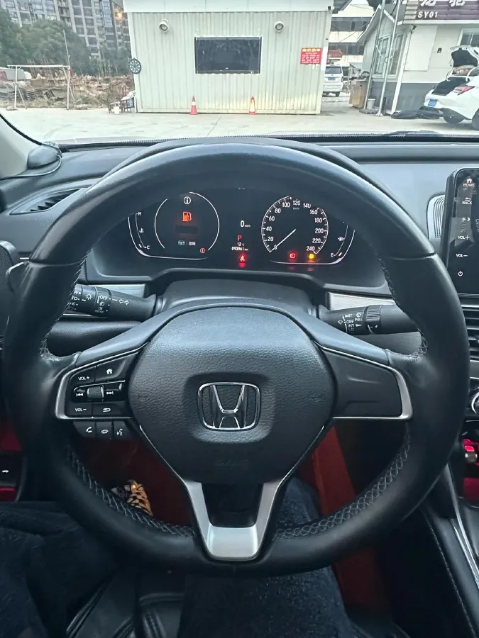 2022 Honda Accord 1.5T 194HP L4 CVT,autocango,china used car exporter,china ev exporter,chinese used car exporter,chinese used ev exporter