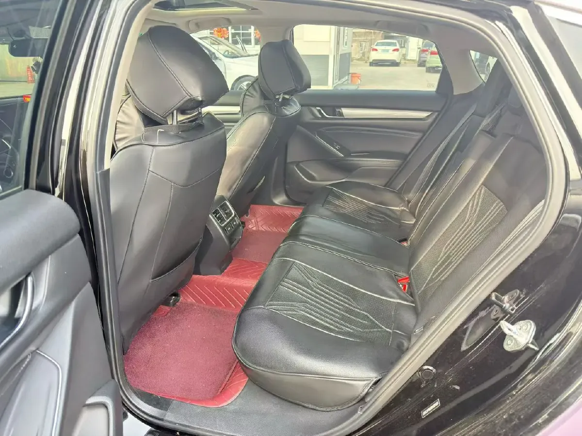 2022 Honda Accord 1.5T 194HP L4 CVT,autocango,china used car exporter,china ev exporter,chinese used car exporter,chinese used ev exporter
