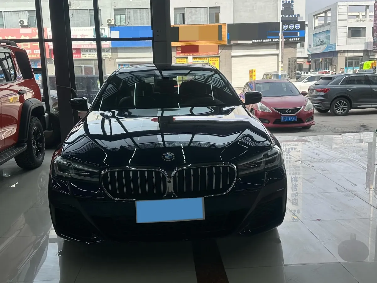 2021 BMW 5 Series 2.0T 184HP L4 8AT,autocango,china used car exporter,china ev exporter,chinese used car exporter,chinese used ev exporter