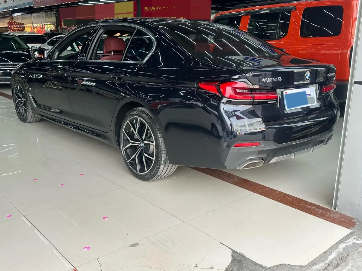 2021 BMW 5 Series 2.0T 184HP L4 8AT,autocango,china used car exporter,china ev exporter,chinese used car exporter,chinese used ev exporter