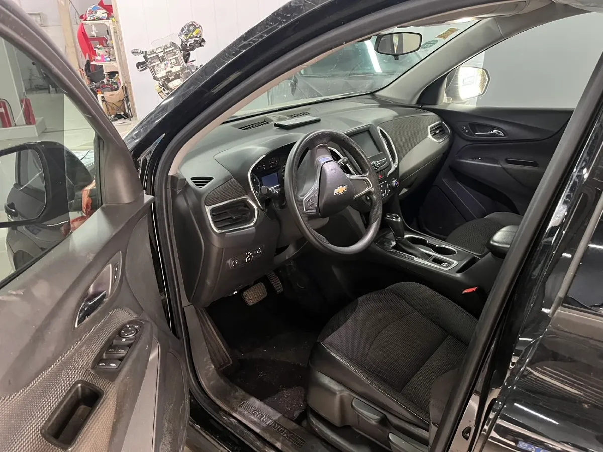 2019 Chevrolet Equinox 1.5T 169HP L4 6AT,autocango,china used car exporter,china ev exporter,chinese used car exporter,chinese used ev exporter