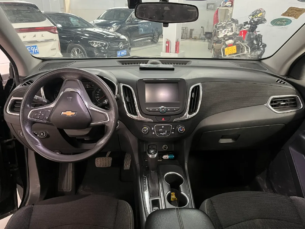 2019 Chevrolet Equinox 1.5T 169HP L4 6AT,autocango,china used car exporter,china ev exporter,chinese used car exporter,chinese used ev exporter