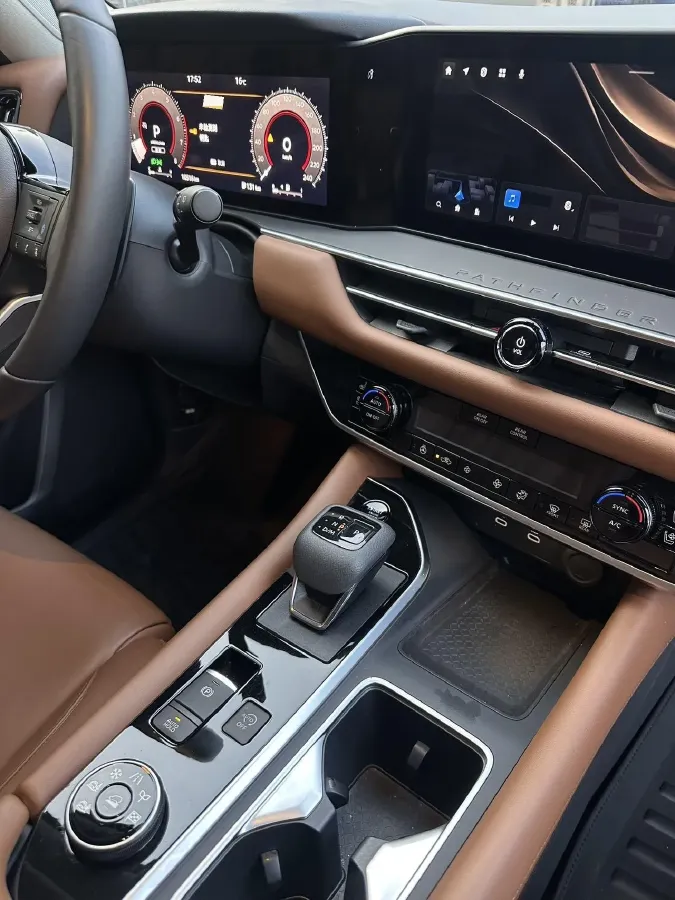 2024 Nissan Pathfinder 2.0T 252HP L4 9AT,autocango,china used car exporter,china ev exporter,chinese used car exporter,chinese used ev exporter