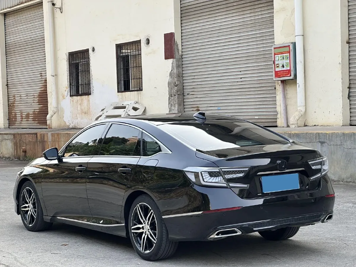 2022 Honda Accord 1.5T 194HP L4 CVT,autocango,china used car exporter,china ev exporter,chinese used car exporter,chinese used ev exporter