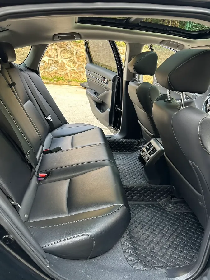 2022 Honda Accord 1.5T 194HP L4 CVT,autocango,china used car exporter,china ev exporter,chinese used car exporter,chinese used ev exporter