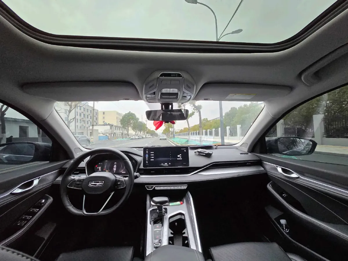 2021 Geely Preface 2.0T 190HP L4 7DCT,autocango,china used car exporter,china ev exporter,chinese used car exporter,chinese used ev exporter